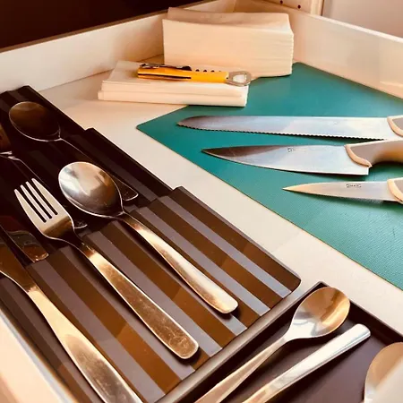 Special 1 Bed Center Апартаменты *